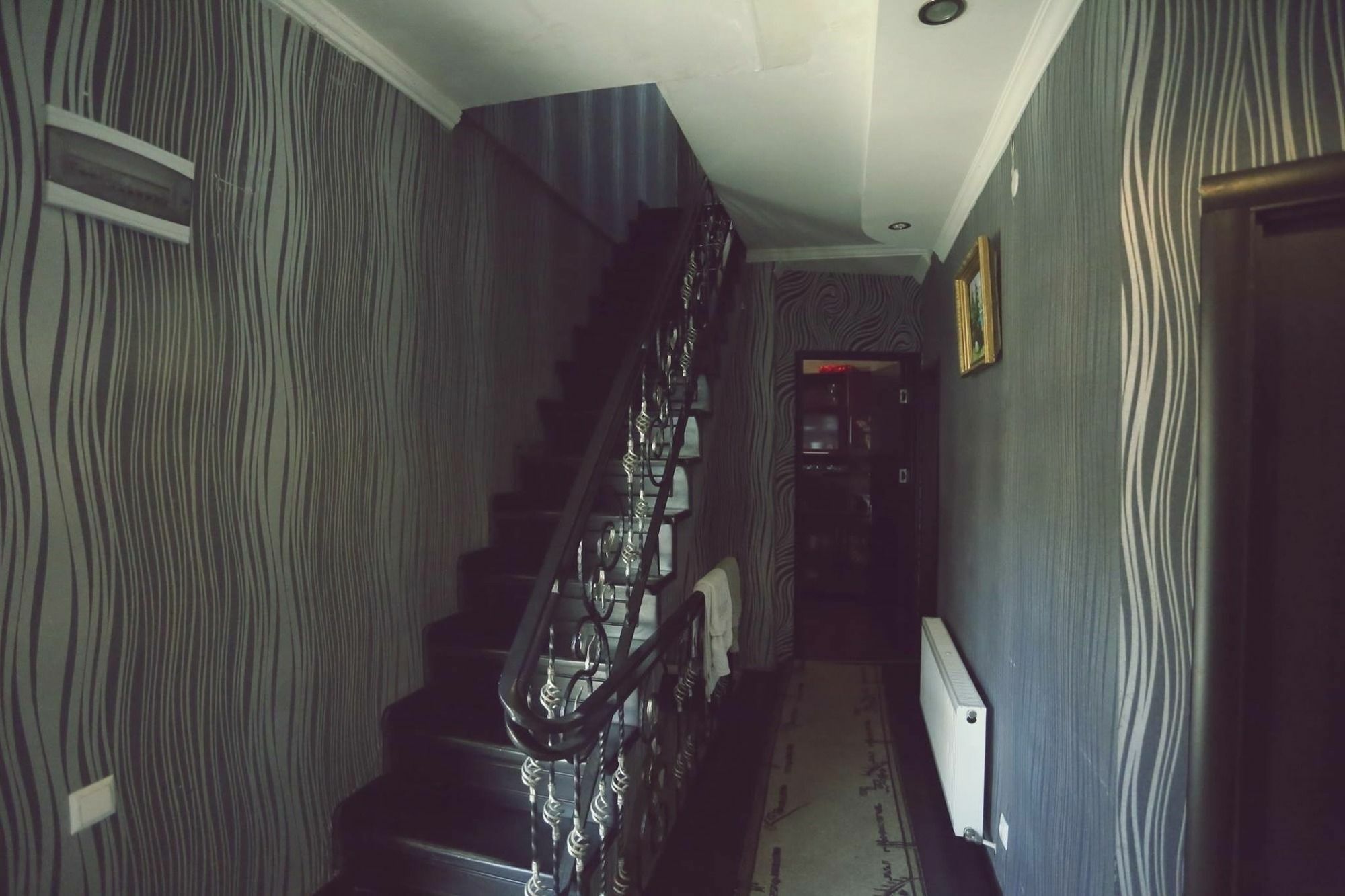 Hotel Cristal Palace ティビリシ エクステリア 写真